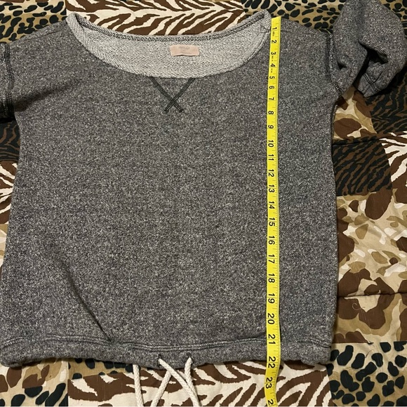 Aerie gray drawstring sweatshirt - Picture 6 of 9